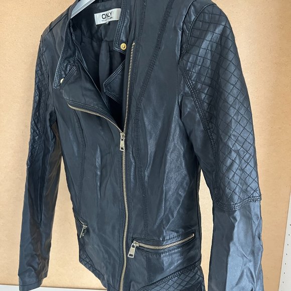 ONLY Faux Leather Jacket With Gold Zippers - Picture 4 of 8